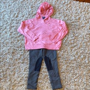 Girls polo outfit, like new. Size 5